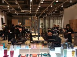 点击看大图 -Mentor Hair Salon