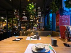 -临界音乐酒馆·小龙虾·江湖菜(华熙LIVE·鱼洞店)