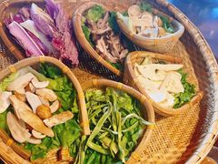 -滇野云南野生菌餐厅(陕西南路店)