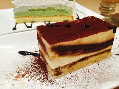 -必胜客(新中纬店)