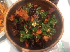 秋葵炒香菇-镜泊小镇(东长安街店)