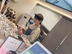 -喜茶(上海淮海中路渔阳里店)