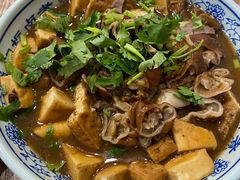 卤煮火烧-门框胡同百年卤煮(新街口店)