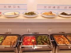 自助取餐区-鹈鹕素食餐厅自助餐部(正阳街店)