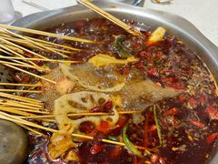 -李记称盘牛杂串串(广厦店)