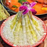  春天来吃现摘豆苗啦🌱长沙地道重庆火锅