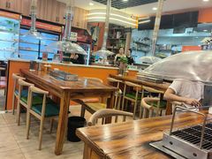 -哈尔滨小酒馆·鲜肉现穿自助烧烤(康新花园店)