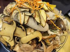 -野菌园·野生菌火锅首创第一家(关兴路总店)
