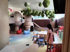 -水桶王国主题餐厅·聚会·生日派对·亲子活动·家庭套餐(亚龙湾希尔顿店)