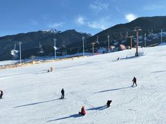 -丝绸之路山地度假区滑雪场