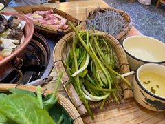 -阿婆情腊排骨火锅(金虹路店)