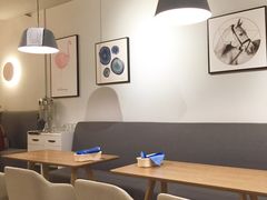 景观位-樱花里音乐餐吧·牛扒椰子鸡(东圃店)