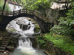 -龙瀑仙洞