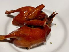 脆皮玻璃鸽-巧庆楼·茶膳