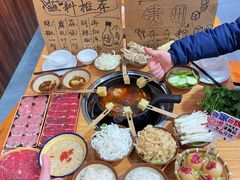 -黔三一夺夺粉酸汤火锅(百信店)
