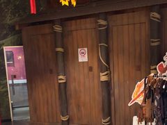 -暴风岛沉浸式体验馆(百联世纪店)