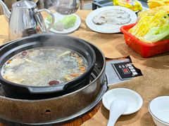 滋补养生清汤-濠轩阁特色生蚝火锅总店