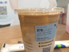 -瑞幸咖啡(凯德龙之梦莘庄店)