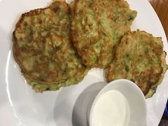 西葫芦饼配酸奶-TUK土耳其餐厅·下午茶(卢湾店)