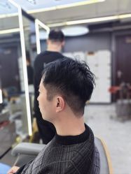 -藤野造型烫发染发