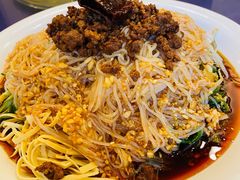 -吴记酱骨炖菜馆(西大直街店)
