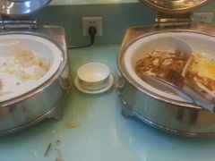 就两个主食还只上一次-美丽豪酒店(西安钟鼓楼回民街店)