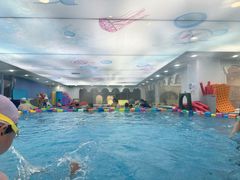 -龙格亲子游泳·水育早教运动中心(龙湾天街店)