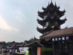 -慈城服务区-停车场