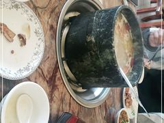 -鲁朗纳麦石锅鸡庄园