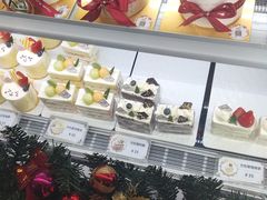 -花花卷卷·鲜食蛋糕(静安久光百货店)
