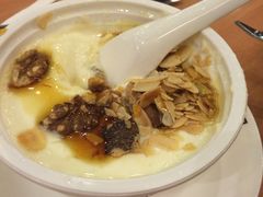 琥珀果仁双皮奶-满记甜品(日月光二店)