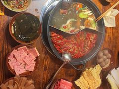 秘制鸳鸯锅-重庆老灶火锅(红岭店)