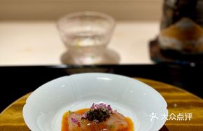 Peony Shrimp and Sea Urchin Sauce