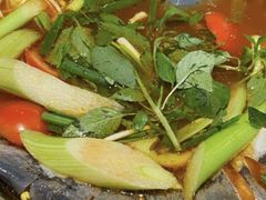 酸汤鱼-亮欢寨(凯里总店)