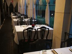 靠窗位-上海老站(徐家汇店)