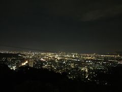 -草山夜未眠景观餐厅