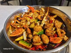 -休记光头香辣蟹干锅店(衣冠庙店)