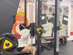 -即刻健身馆(对外经贸店)