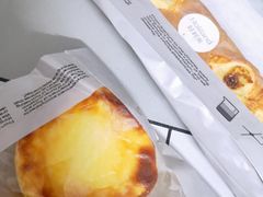 黄金乳酪蛋糕-好利来(上海虹桥新天地Lab主题店)