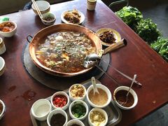 -朝伟清真铜瓢牛肉馆(三十年老·店)