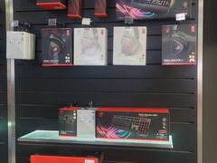 -ROG玩家国度(烟台众诚店)