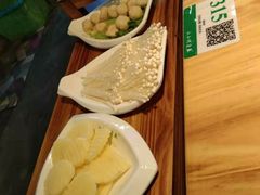-小小河边鱼(天润城店)