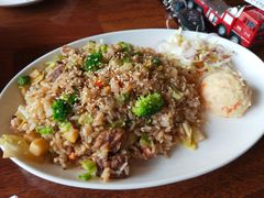 -玛格萝妮(汇智国际商业中心店)