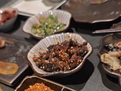 -铭牛烧肉·和牛海鲜自助(高新月牙湖店)