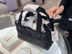 -樟宜机场免税店