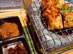 烘烤建水豆腐-雀舞云南菜(乐客城店)