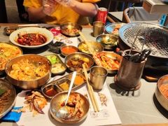 -草家酱蟹炭火烤肉店(珲春南路一店)