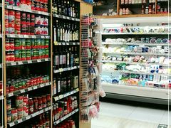 -绿叶子超市(公园大道店)