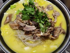 -龙泽园私房菜·地道南京味 ·招牌大鱼头(油坊桥店)