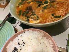 -越弥越南传统美食馆